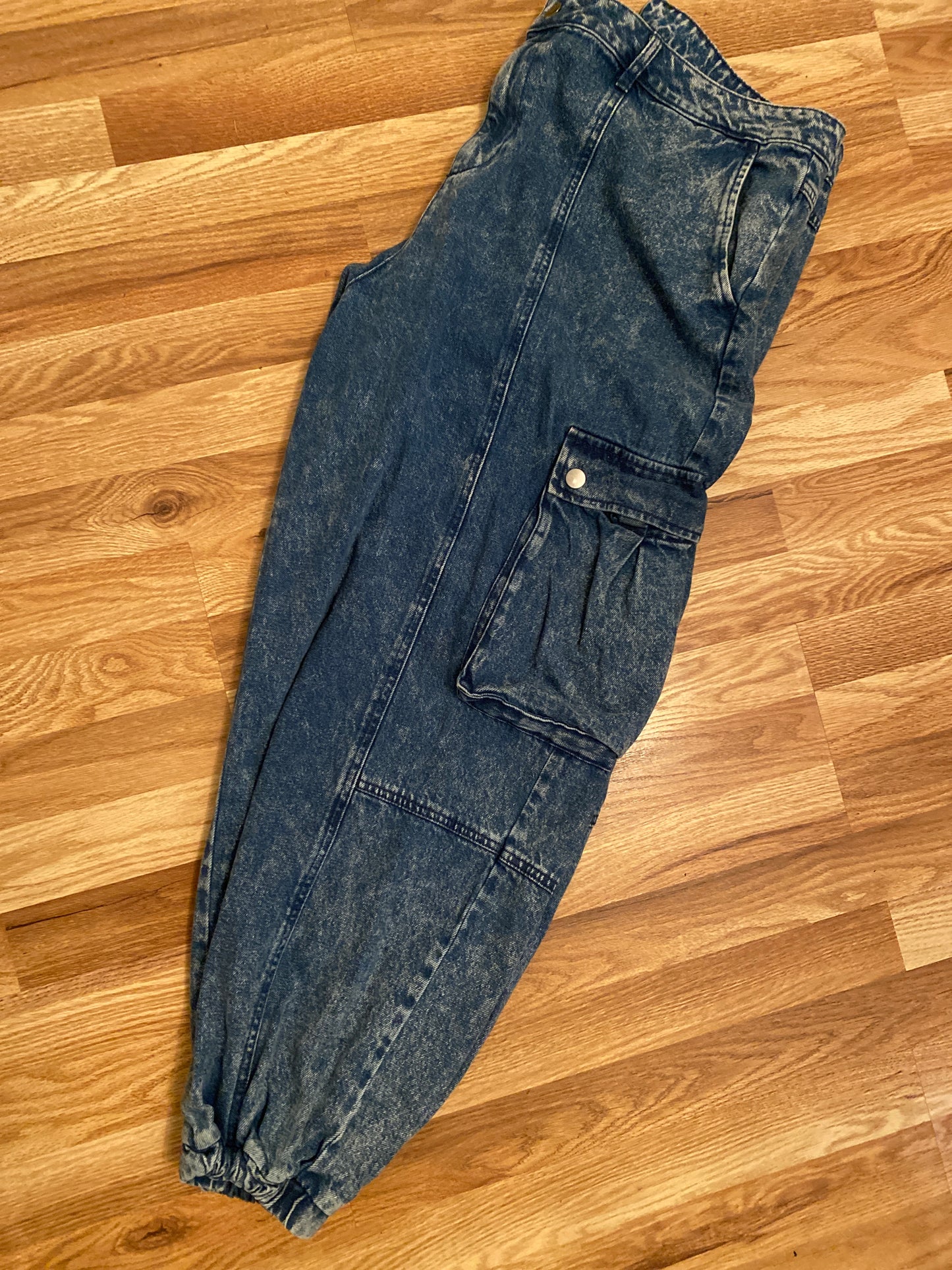 acid washed jeans cargo size 16w/18w
