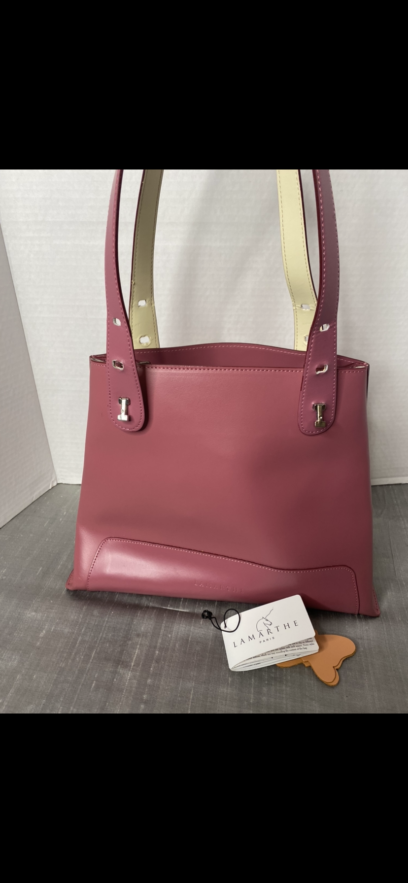 Pink smooth purse by Lamarthe